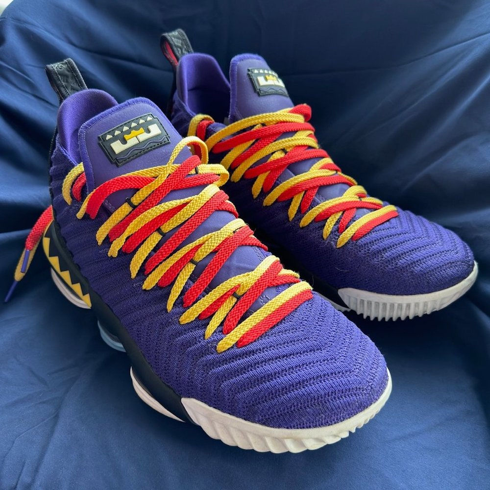 LeBron 16 - Martin
